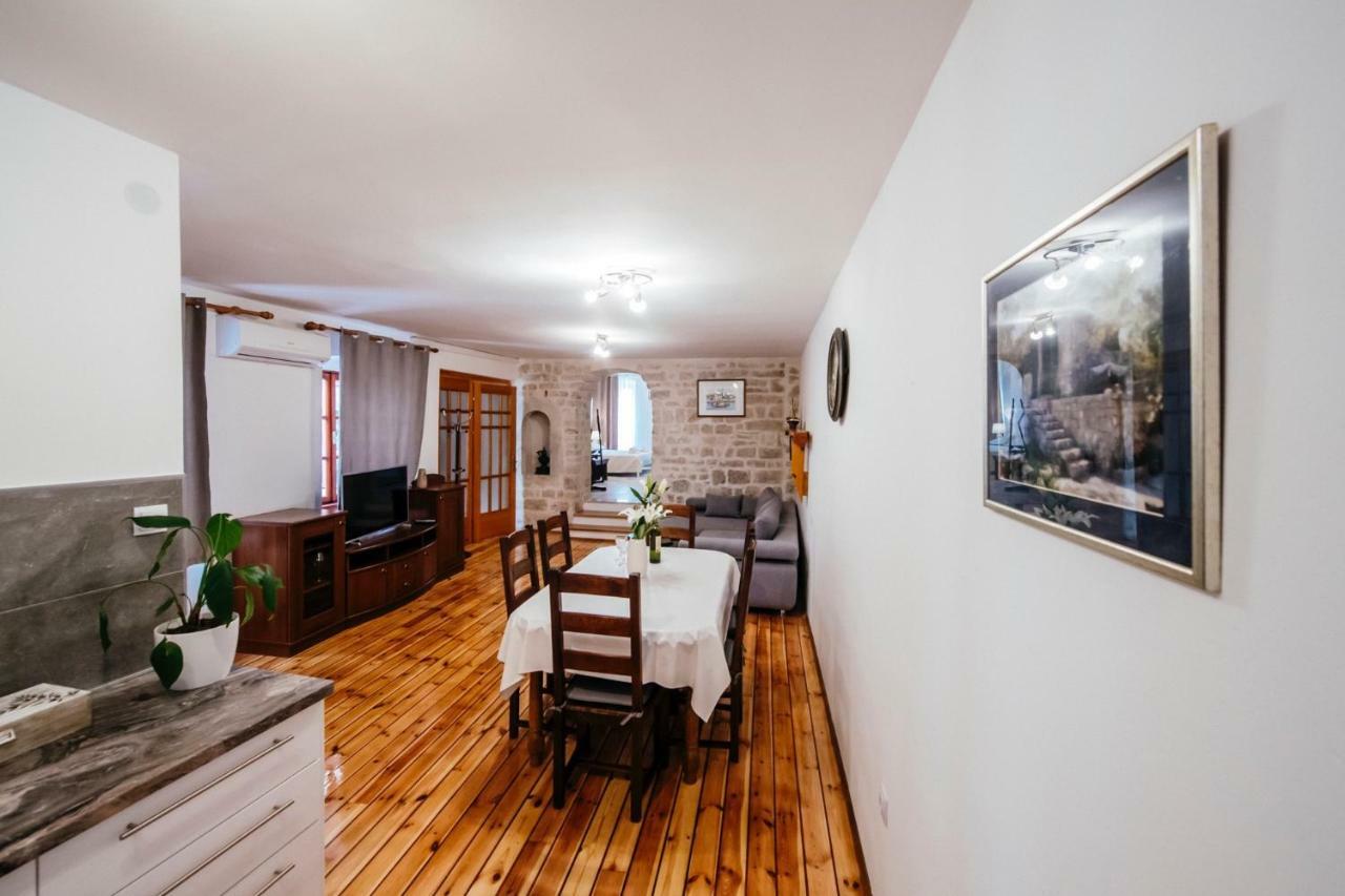 Heart Of Town Apartment Zadar Ngoại thất bức ảnh