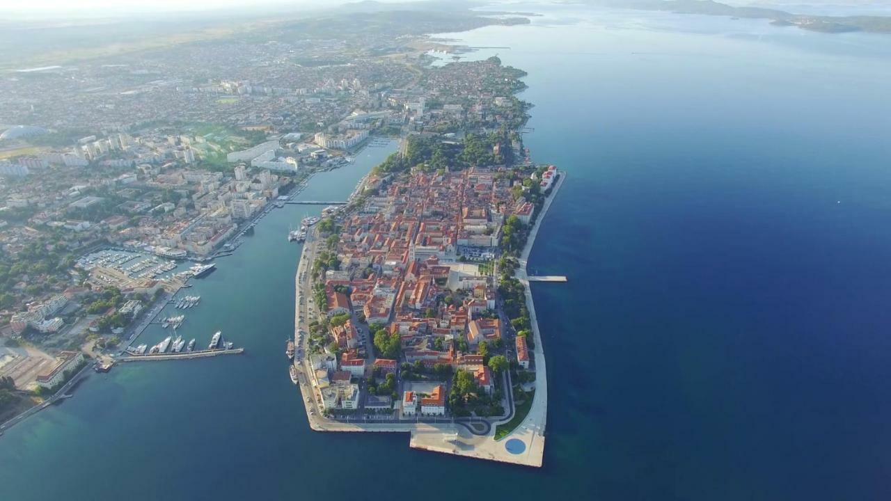 Heart Of Town Apartment Zadar Ngoại thất bức ảnh